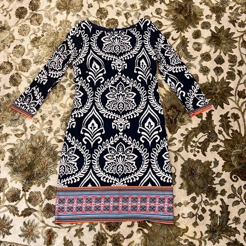 Vince Camuto Size 4 Dress 👗 beautiful